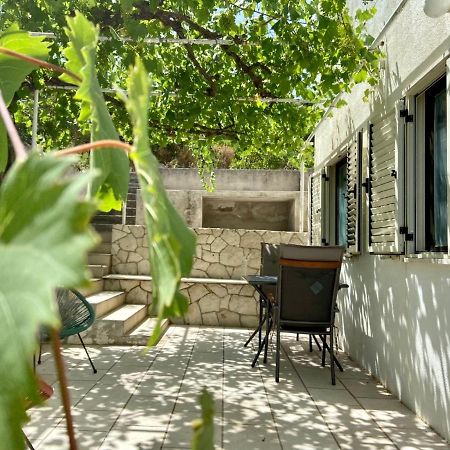 Apartments Tri Zala Zrnovo Екстер'єр фото