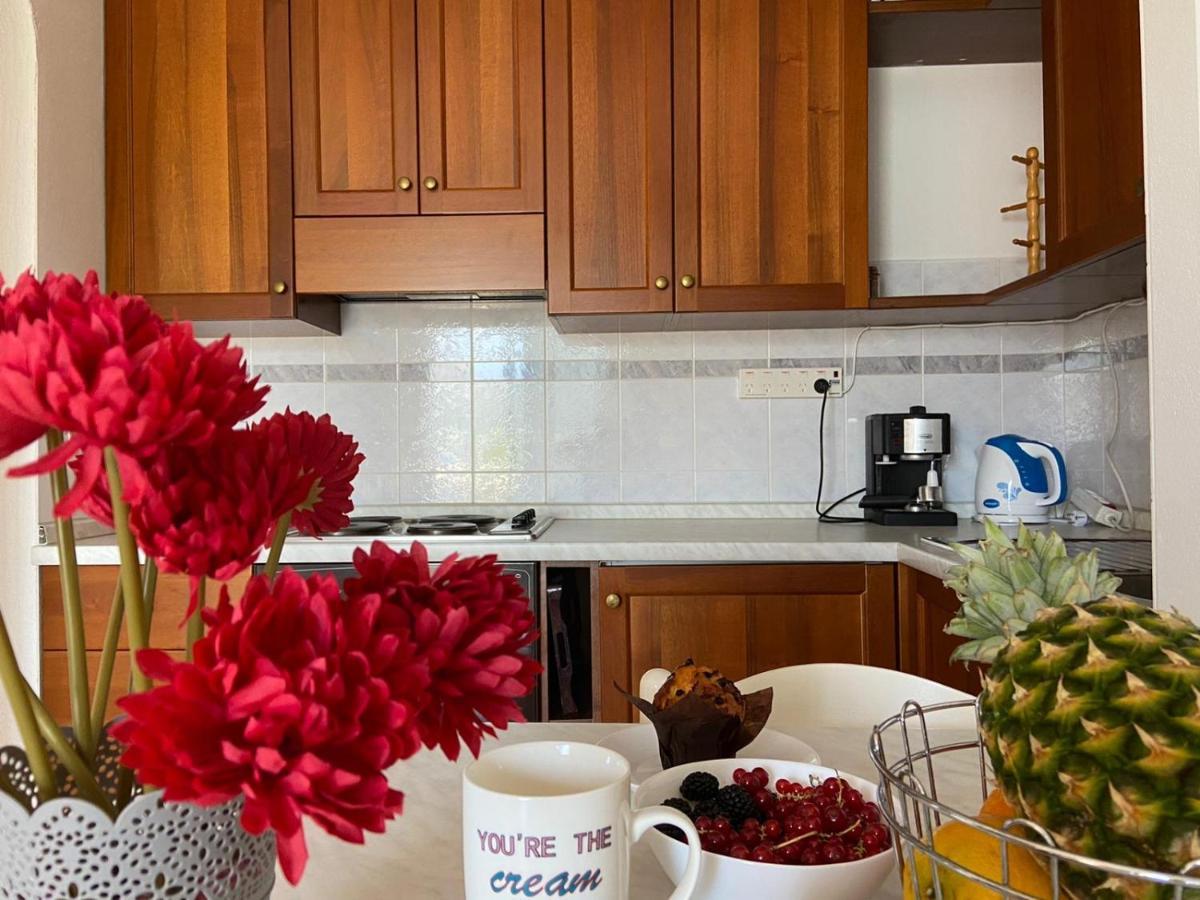 Apartments Tri Zala Zrnovo Екстер'єр фото