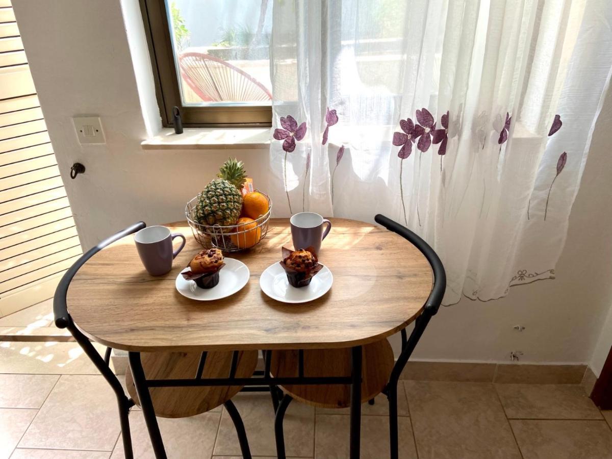 Apartments Tri Zala Zrnovo Екстер'єр фото